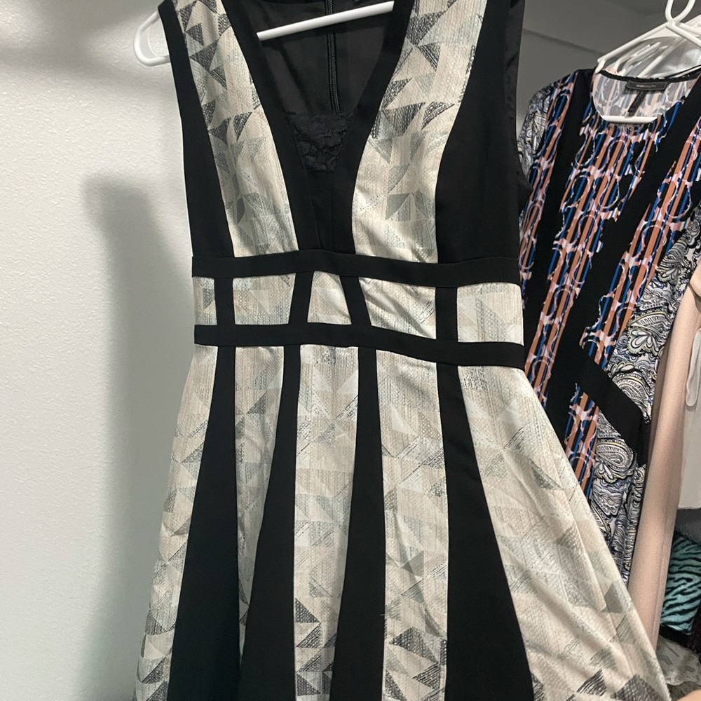 New without tag . Classy looking for day & night.